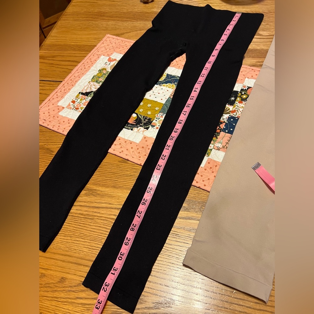 Lot (2) Control Top Shaper Pants -1X/2X - Picture 10 of 10